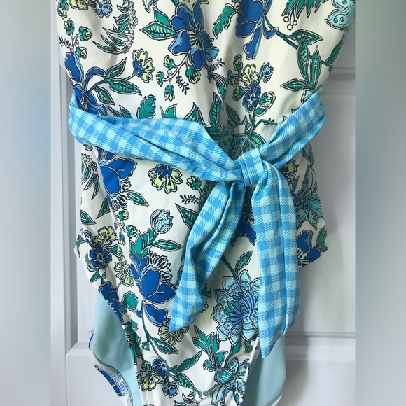 Lands End Floral One Piece Bathing Suit - Picture 3 of 6